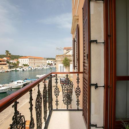 Ancora Faros Apartment Stari Grad  Ngoại thất bức ảnh