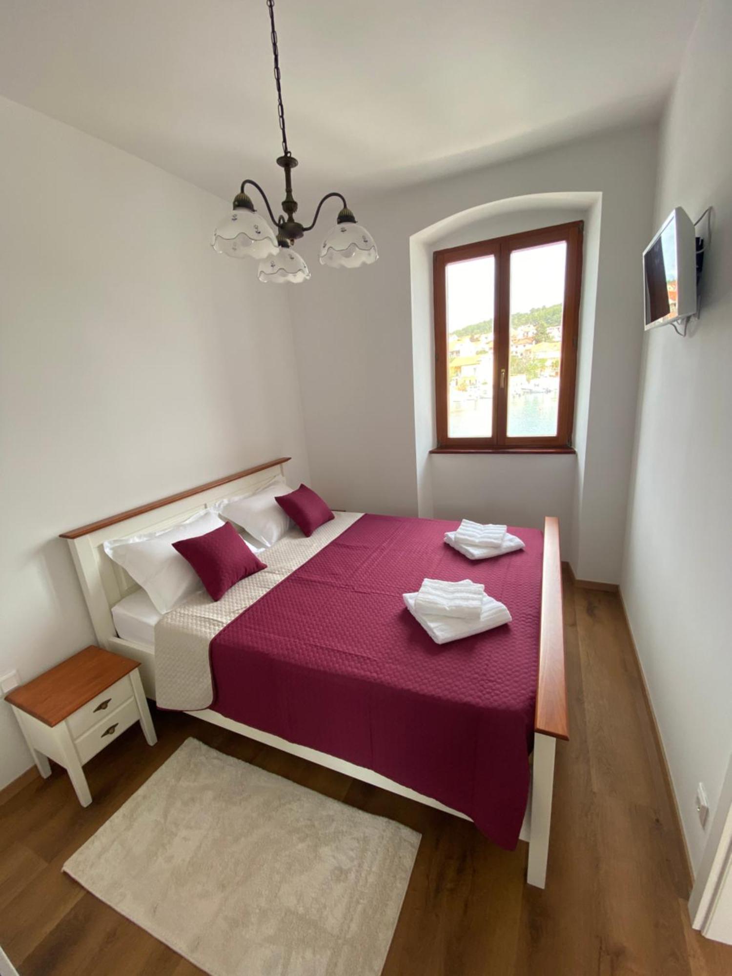 Ancora Faros Apartment Stari Grad  Phòng bức ảnh
