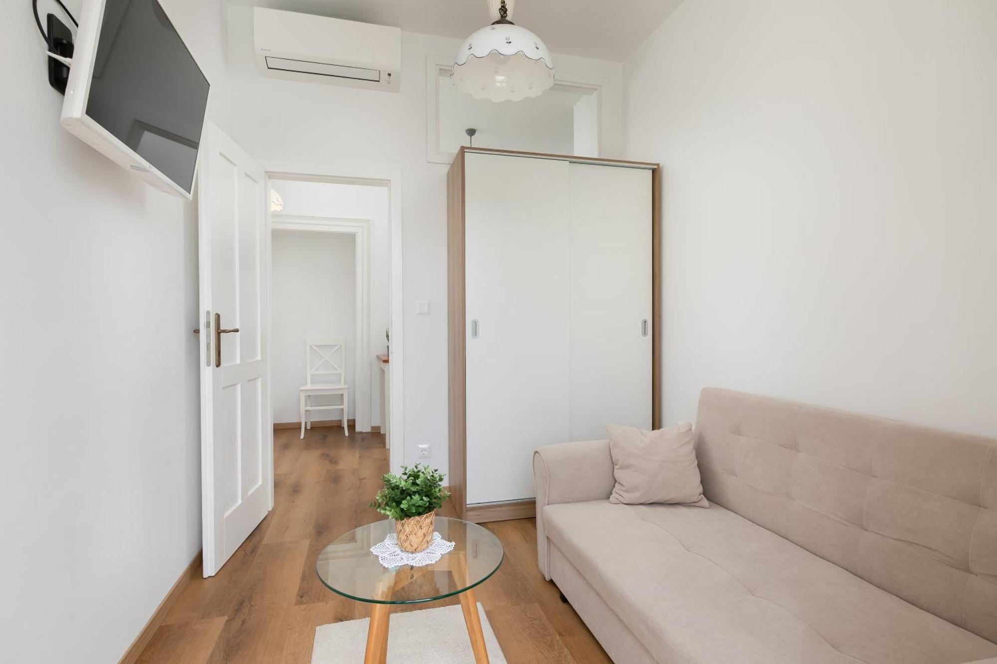 Ancora Faros Apartment Stari Grad  Phòng bức ảnh