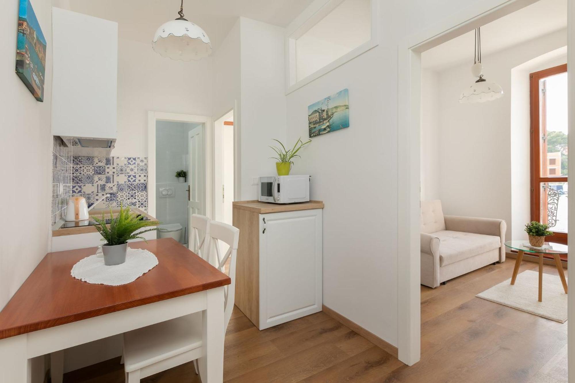 Ancora Faros Apartment Stari Grad  Phòng bức ảnh