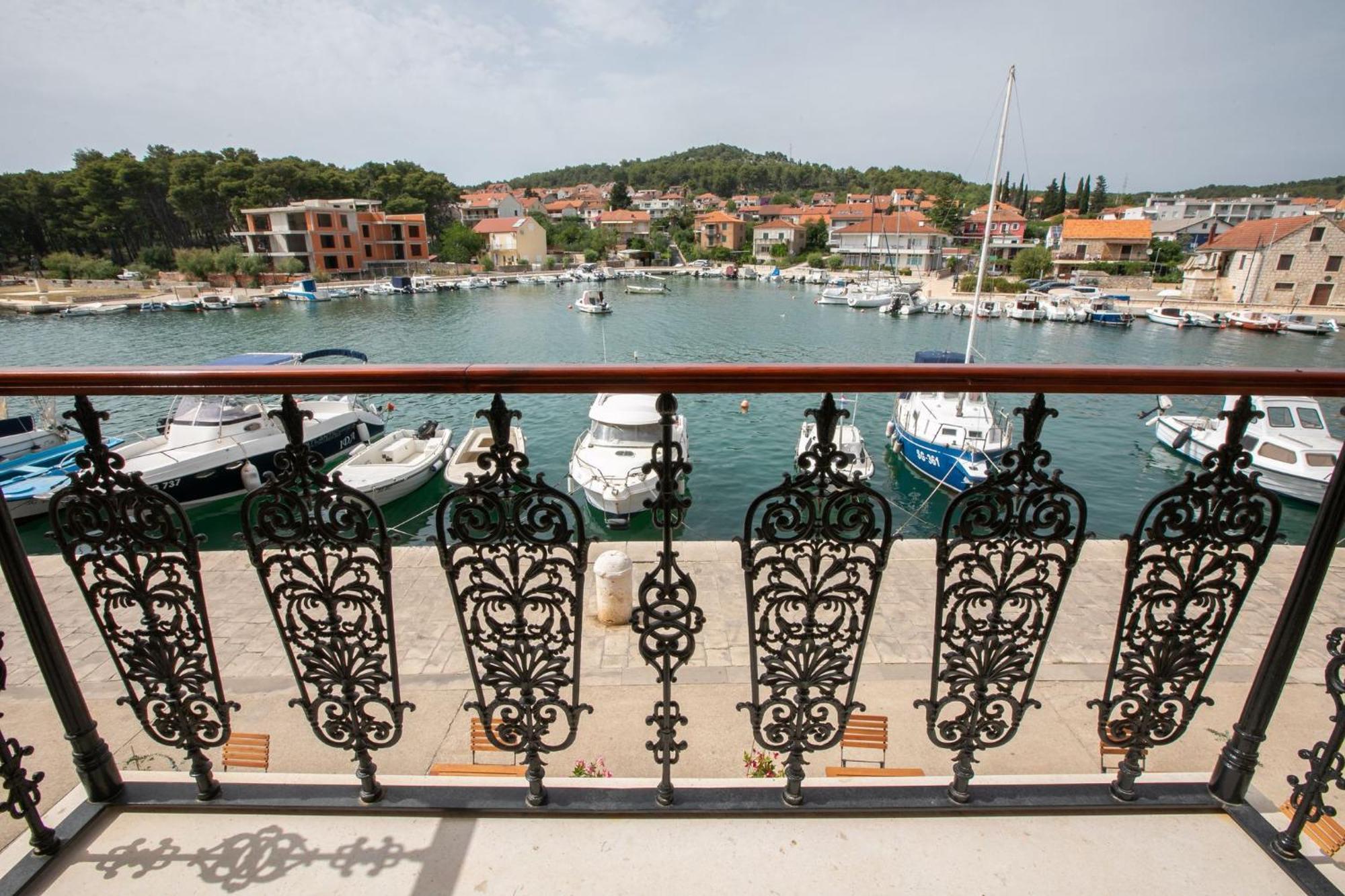 Ancora Faros Apartment Stari Grad  Ngoại thất bức ảnh